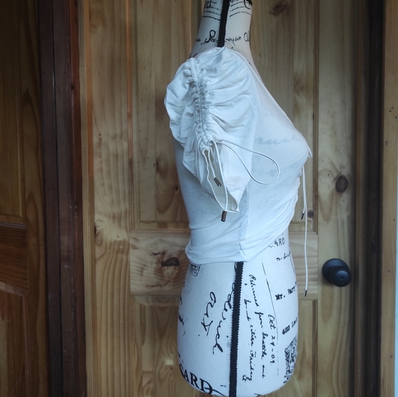 Ruched Top - Picture 3 of 5